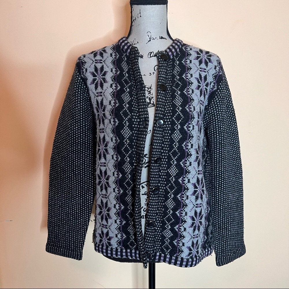 Women’s Purple and Black Patterned Cardigan Sweater